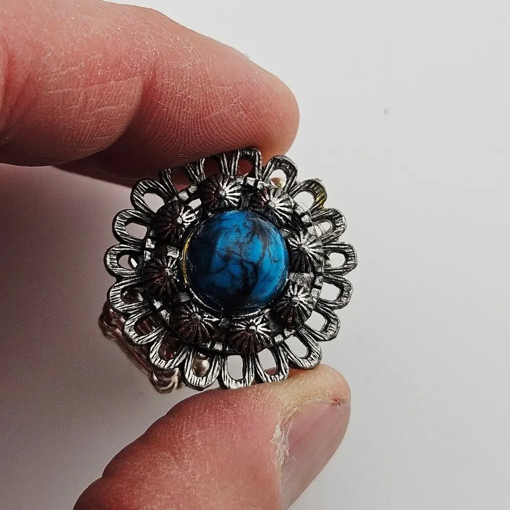 Silver Tone Boho Medallion Stretch Ring Turquoise Blue Tone Center Western Artsy